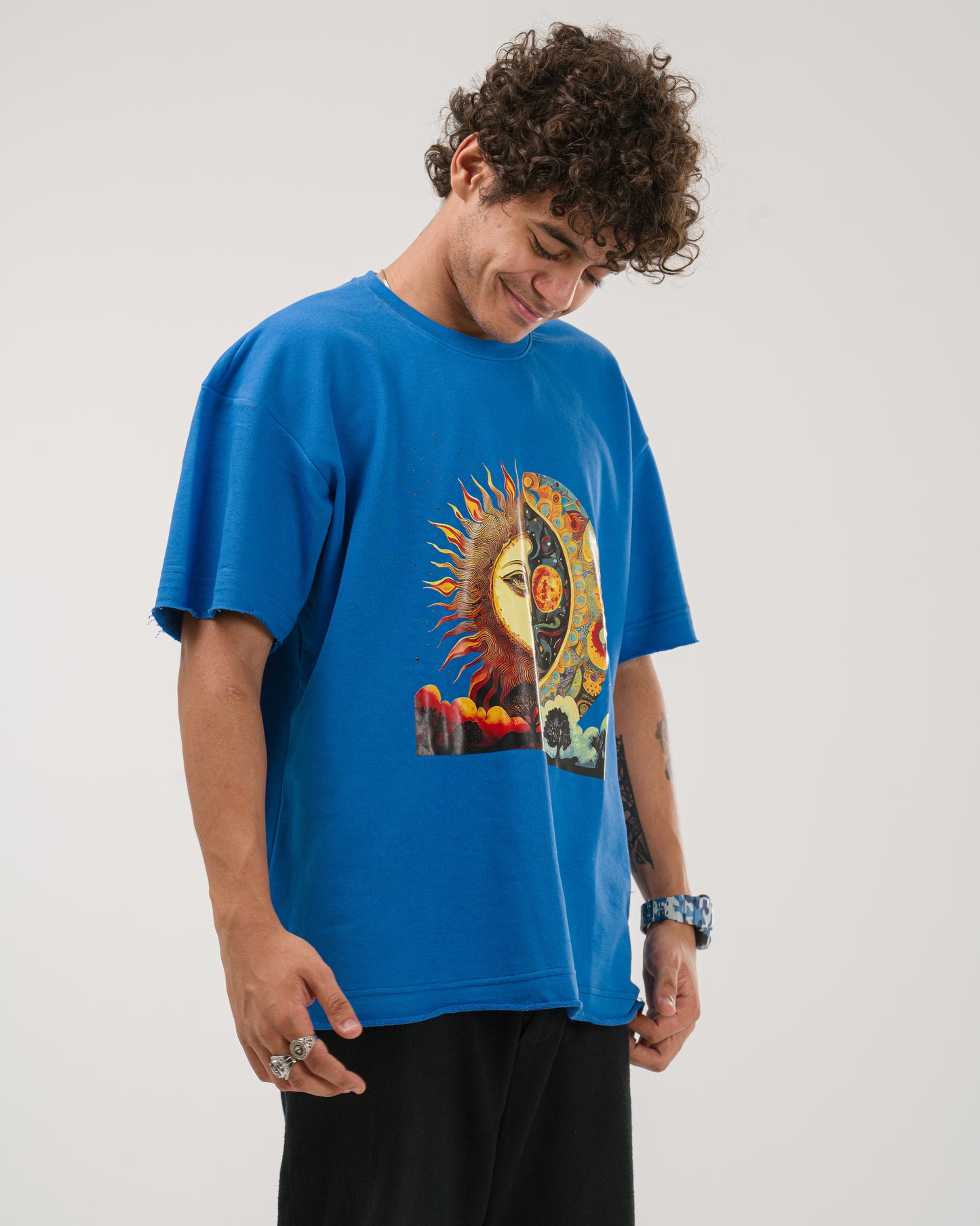 Oversized Celestial Sun and Moon T-Shirt - Blue